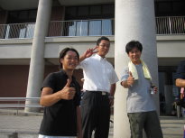 �ꏏ�Ɋ������܂��񂩁H